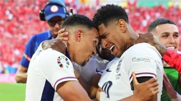 قائمة إنجلترا لمواجهتي صربيا والبانيا.. عودة بيلينجهام واستمرار غياب أرنولد