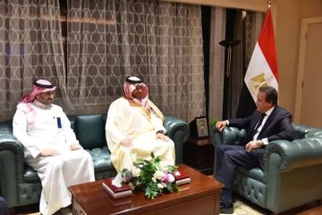 وزير الصحة يبحث مع مساعد الأمين العام لهيئة التخصصات الصحية السعودية تعزيز التعاون في التعليم الطبي المهني