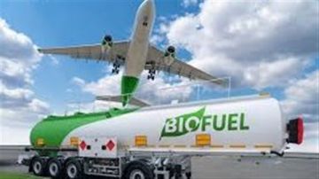 الحكومة تسعي لتمويل مشروع لإنتاج 120 ألف طن وقود طائرات سنويا
