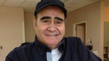 تم إبلاغه بان أمه قد توفيت.. ابنة الفنان سيد زيان تكشف عن أصعب المشاهد التي قدمها