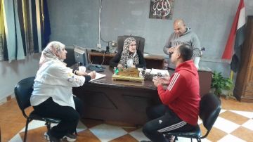 رئيس مركز ومدينة الزرقا تعقد لقاء جماهيري للاستماع لشكاوى المواطنين تنفيذا لتوجيهات محافظ دمياط