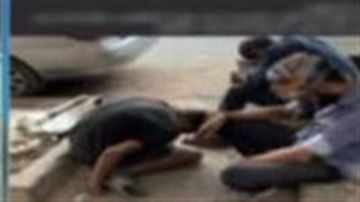 ضبط 3 جامعي قمامة بعد تداول صورهم في حالة عدم اتزان بسبب تعاطي المخدرات ضبط 3 جامعي قمامة بعد تداول صورهم في حالة عدم اتزان بسبب تعاطي المخدرات