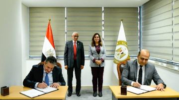 وزيرة البيئة ومحافظ شمال سيناء يشهدان توقيع بروتوكول تعاون في الإدارة المستدامة للمخلفات وزيرة البيئة ومحافظ شمال سيناء يشهدان توقيع بروتوكول تعاون في الإدارة المستدامة للمخلفات