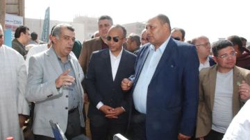 30 سيارة خدمات وسلع بأسعار مخفضة.. الزراعة تطلق قوافل التنمية من المنيا