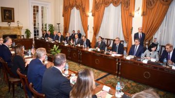 وزير الخارجية يؤكد أهمية التوصل إلى هدنة إنسانية في السودان