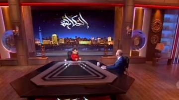 أبلة فاهيتا تخطف الأضواء في الحكاية وتواجه عمرو أديب بتصريحات جريئة أبلة فاهيتا تخطف الأضواء في الحكاية وتواجه عمرو أديب بتصريحات جريئة