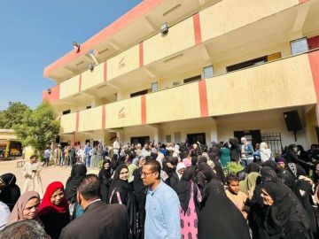 إقبال كثيف من الناخبين على لجان الاقتراع بمحافظة الأقصر صور