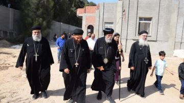 تدشين أواني المذبح ورسامة شمامسة جدد لكنيسة العذراء والشهيد مارمينا بغرب النوبارية