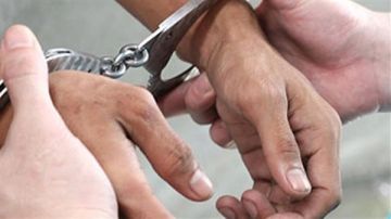 ضبط شخصين لقيامهما بالنصب على المواطنين