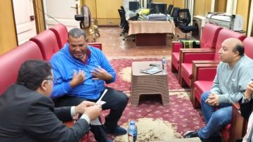 عامل يتهم منشأته بعدم صرف الأدنى للأجور.. والعمل تفتش وتكشف الحقائق عامل يتهم منشأته بعدم صرف الأدنى للأجور.. والعمل تفتش وتكشف الحقائق