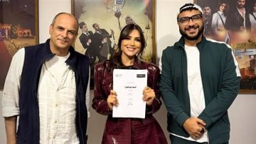 على طاولة واحدة.. بروفات مسلسل الست موناليزا تجمع مي عمر وفريق العمل