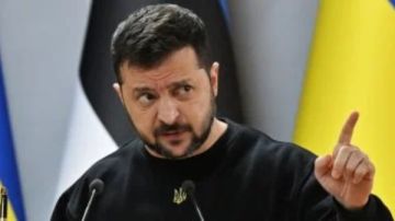 فضيحة فساد تهز مكتب زيلينسكي رئيس أوكرانيا ومسؤول يتحدث عن رحيله