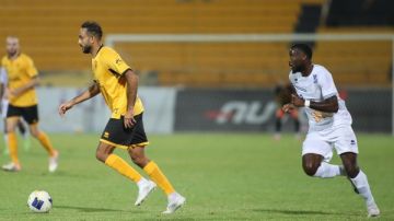 القصة انتهت .. إعلامي: كهربا خارج حسابات الأهلي إلى أجل غير مسمى القصة انتهت .. إعلامي: كهربا خارج حسابات الأهلي إلى أجل غير مسمى