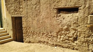 بيت آل غبان.. ذاكرة مدينة القصير التي قاومت الملح والسنين عمره أربعة قرون ونصف بيت آل غبان.. ذاكرة مدينة القصير التي قاومت الملح والسنين عمره أربعة قرون ونصف