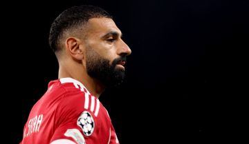 كنت أحمل الحزن إلى دورة المياه .. محمد صلاح يكشف طريقة تعامله مع غضب مدربيه في الناشئين كنت أحمل الحزن إلى دورة المياه .. محمد صلاح يكشف طريقة تعامله مع غضب مدربيه في الناشئين