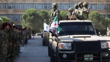 اشتباكات عنيفة بين الجيش السوري وقوات قسد بريف الرقة