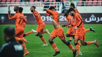 دوري أبطال أفريقيا.. نهضة بركان يخطف فوزا مثيرا من ريفرز يونايتد ويعتلي صدارة مجموعة بيراميدز دوري أبطال أفريقيا.. نهضة بركان يخطف فوزا مثيرا من ريفرز يونايتد ويعتلي صدارة مجموعة بيراميدز