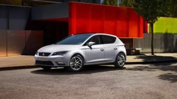 سيات ليون هاتشباك تباع بـ 800 ألف جنيه مواصفات وصور