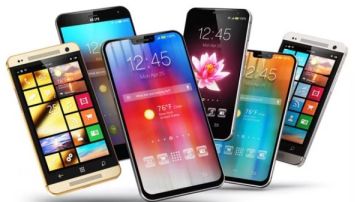 كاتب صحفي عن ضرائب الهواتف المحمولة: يجب تحقيق التوازن بين حقوق الدولة ومصالح المواطنين كاتب صحفي عن ضرائب الهواتف المحمولة: يجب تحقيق التوازن بين حقوق الدولة ومصالح المواطنين