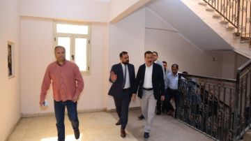 محافظ المنوفية يتابع تجهيزات مبنى التأمين الصحي الجديد بسنتريس