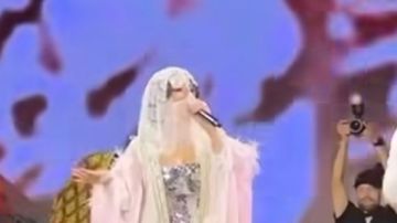 ترتدي الحجاب في الرياض.. هيفاء وهبي تتصدر التريند ما القصة؟ ترتدي الحجاب في الرياض.. هيفاء وهبي تتصدر التريند ما القصة؟