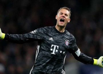 تقارير: بايرن ميونخ يجمد مفاوضات تجديد عقد نوير