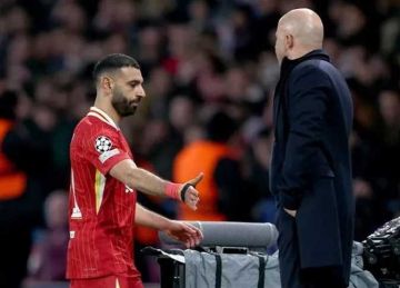 حقق ما لم نعد نراه .. سلوت يوجه رسالة بشأن محمد صلاح ويكشف دوره في عودة ليفربول حقق ما لم نعد نراه .. سلوت يوجه رسالة بشأن محمد صلاح ويكشف دوره في عودة ليفربول