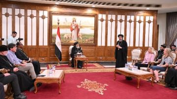 البابا تواضروس يستقبل أعضاء مبادرة لوزان صور البابا تواضروس يستقبل أعضاء مبادرة لوزان صور