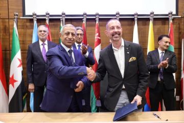 رئيس الأكاديمية العربية يستقبل نـائب رئيس جامعة روين الأمريكية بفرع العلمين الجديدة رئيس الأكاديمية العربية يستقبل نـائب رئيس جامعة روين الأمريكية بفرع العلمين الجديدة