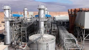 محافظ أسيوط: محطات الكهرباء الجديدة تدعم التنمية والصناعات والمرافق الأساسية بالمحافظة