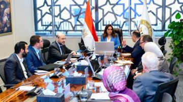 وزيرة البيئة تتابع مستجدات منظومة التحول الرقمي للسجل البيئي للمنشآت الصناعية وزيرة البيئة تتابع مستجدات منظومة التحول الرقمي للسجل البيئي للمنشآت الصناعية