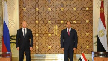 السيسي وبوتين يشهدان بدء وضع هيكل الاحتواء لمفاعل الضبعة عبر الفيديو كونفرانس السيسي وبوتين يشهدان بدء وضع هيكل الاحتواء لمفاعل الضبعة عبر الفيديو كونفرانس