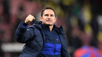 لامبارد يصنع معجزة كوفنتري.. قيادة تاريخية تعيد الحلم بالبريميرليج وتضعه على أبواب منتخب إنجلترا لامبارد يصنع معجزة كوفنتري.. قيادة تاريخية تعيد الحلم بالبريميرليج وتضعه على أبواب منتخب إنجلترا