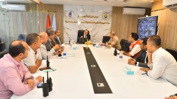 محافظ أسيوط: إغلاق اللجان الانتخابية في اليوم الأول لانتخابات مجلس النواب دون شكاوى أو تجاوزات