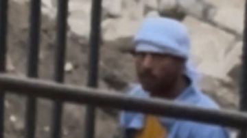 ألقى الطوب على شباك غرفتها.. حبس المتهم بواقعة التحرش الشهيرة في سوهاج ألقى الطوب على شباك غرفتها.. حبس المتهم بواقعة التحرش الشهيرة في سوهاج