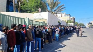 استمرار توافد المصريين على سفارتنا بالأردن في اليوم الثاني بانتخابات النواب