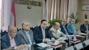 التمثيل التجاري المصري وجمعية رجال الأعمال ينظمان لقاء موسعا لبحث فرص تصدير خدمات التطوير العقاري والمقاولات إلى أفريقيا التمثيل التجاري المصري وجمعية رجال الأعمال ينظمان لقاء موسعا لبحث فرص تصدير خدمات التطوير العقاري والمقاولات إلى أفريقيا