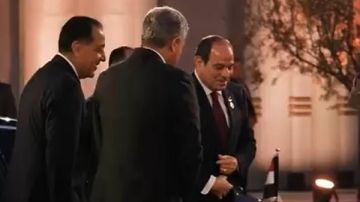 الرئيس السيسي يصل إلى المتحف المصري الكبير لافتتاحه رسميا