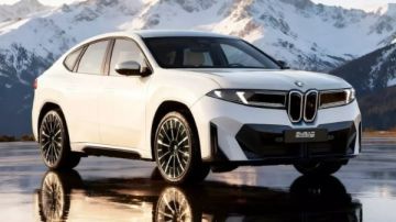 بي إم دابليو تستعد لاطلاق iX4 الجديدة.. هل تنافس TESLA؟