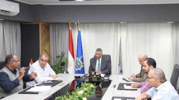 محافظ أسوان: 200 مليون جنيه لاستكمال مشروع الإحلال والتجديد بقرى نصر النوبة