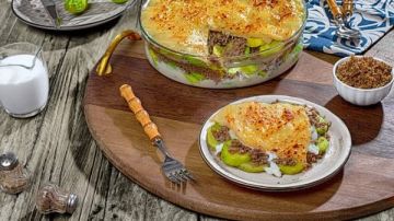 طريقة عمل طاجن الكوسة بالبشاميل.. طعم بيتي غني ومميز