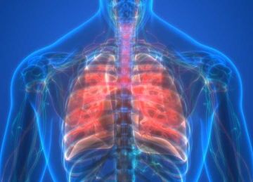 كيف تتكون السوائل داخل الرئة؟.. أعراض لا يجب تجاهلها