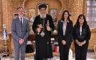السفير الكندي يشيد بالعلاقات المصرية الكندية وبرامج الكنيسة تجاه شباب المهجر
