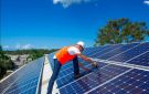 الكهرباء : تلقي طلبات إقامة محطات الطاقة الشمسية لنهاية ديسمبر