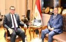 وزير الإسكان يستقبل محافظ بورسعيد لبحث استعدادت المحافظة للتعامل مع موسم الأمطار - eg