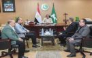 محافظ الشرقية ورئيس الهيئة العامة للخدمات البيطرية يبحثان سبل تعزيز التعاون المشترك