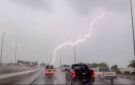 عاجل الأرصاد تحذر من ضربات برق ورعد على بعض المناطق