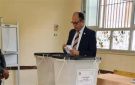 رئيس جامعة حلوان يدلي بصوته في انتخابات مجلس النواب