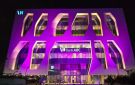 بنك ABC مصر يضيء مقره الرئيسي باللون الوردي دعما لحملة التوعية بسرطان الثدي