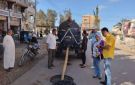 تطهير شبكات الصرف الصحى بقرى كفر سعد استعدادا لفصل الشتاء